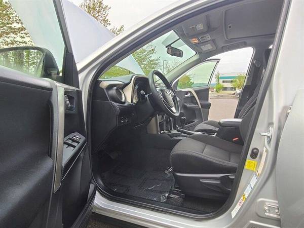2014 Toyota RAV4 XLE/ALL Wheel Drive/Navigation/Backup CAM for sale in Portland, WA – photo 13
