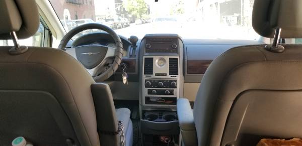Chrysler Town & country 2010 for sale in Brooklyn, NY – photo 2