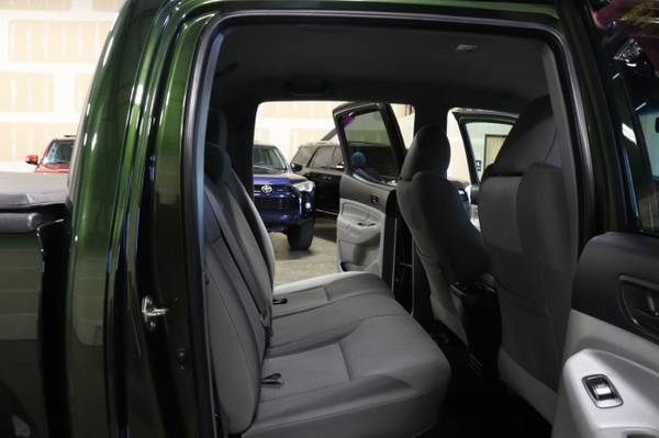 2014 Toyota Tacoma 4WD Double Cab V6 Automatic Gre - cars & for sale in Hillsboro, WA – photo 13