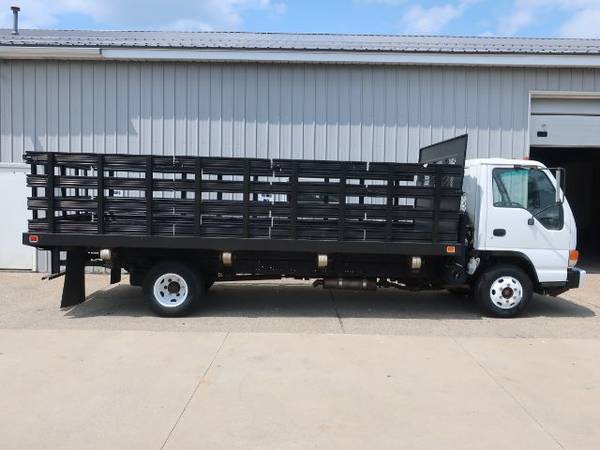 2005 Isuzu NPR 18FT Stake Truck 1-Owner 77,000 Miles Clean for sale in Caledonia, IN – photo 20
