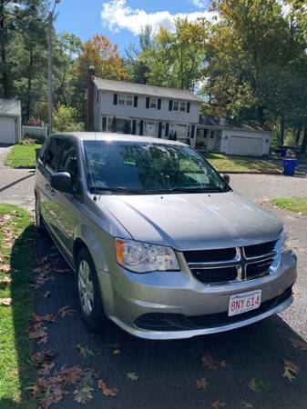 2016 Dodge Grand Caravan - cars & trucks - by owner - vehicle... for sale in Enfield, CT – photo 3