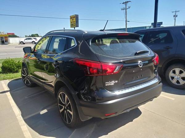 2018 Nissan Rogue Sport - Financing Available! for sale in Wichita, KS – photo 2