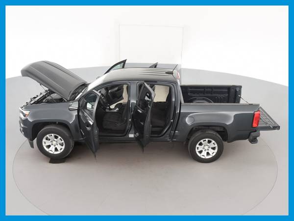 2017 Chevy Chevrolet Colorado Crew Cab LT Pickup 4D 5 ft pickup Gray for sale in Ronkonkoma, NY – photo 16