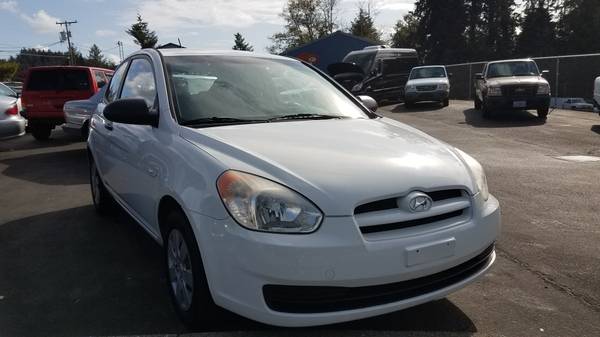 2009 Hyundai Accent GS Hatchback for sale in Coos Bay, OR – photo 4