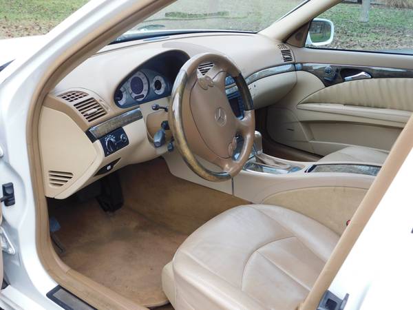 2007 Mercedes Benz E550 4matic - cars & trucks - by owner - vehicle... for sale in Frenchtown , NJ – photo 5