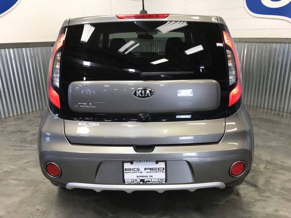 2018 KIA SOUL + EDT!! ONLY 29,788 MILES!!!! 30+ MPG!!!! 1 OWNER!!!! for sale in Norman, KS – photo 5