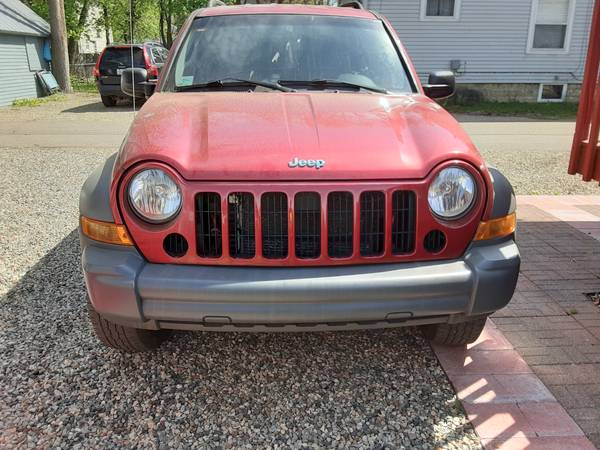 2006 Jeep Liberty 4 x 4 for sale in Comstock, MI – photo 4