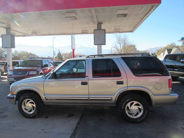 2001 Chevrolet Blazer - Financing Available! - cars & trucks - by... for sale in Colorado Springs, CO – photo 4