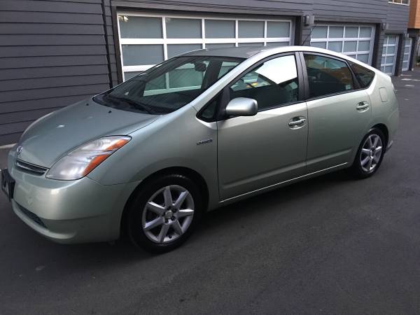 2008 Toyota Prius - cars & trucks - by dealer - vehicle automotive... for sale in Kenmore, WA – photo 5