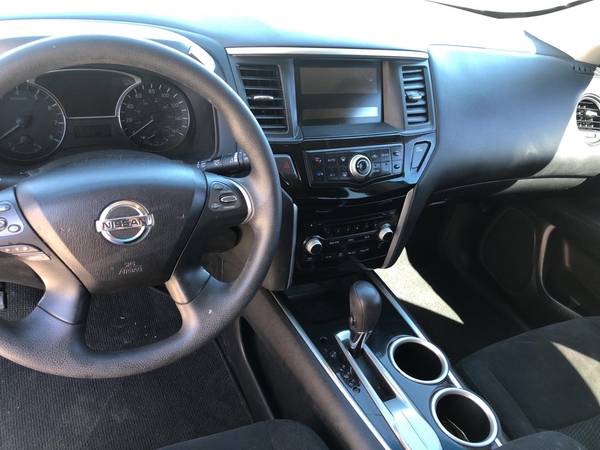 2015 Nissan Pathfinder S, Front Wheel Drive, 3rd Row, ONE OWNER! -... for sale in MONTROSE, CO – photo 10