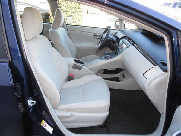 2013 Toyota Prius Two - cars & trucks - by dealer - vehicle... for sale in Santa Cruz, CA – photo 14