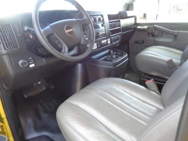 2017 Chevrolet Chevy Express Cutaway G3500 3500 DRW 16FT SUPREME BOX for sale in Hialeah, FL – photo 7