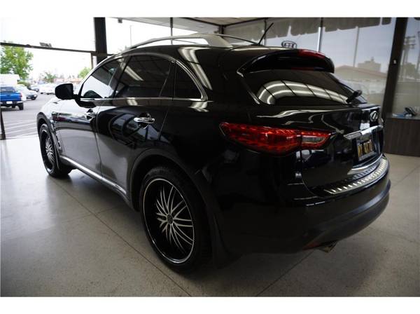 2015 Infiniti QX70 3 7 Sport Utility 4D WE CAN BEAT ANY RATE IN for sale in Sacramento , CA – photo 5
