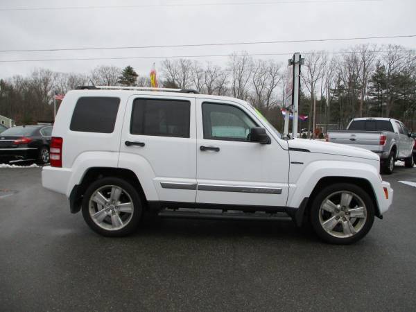 2012 Jeep Liberty 4x4 4WD Limited Jet Heated Leather Moonroof SUV for sale in Brentwood, ME – photo 2