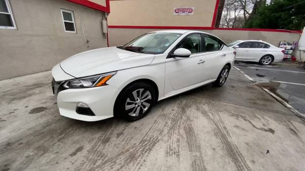 2019 Nissan Altima 2.5 S - cars & trucks - by dealer - vehicle... for sale in Great Neck, NY – photo 9