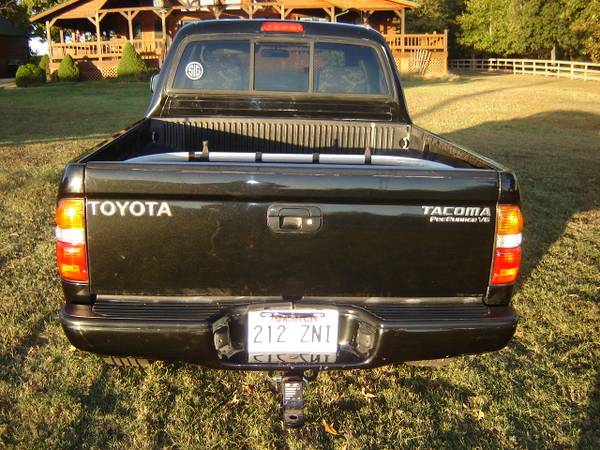 2004 TOYOTA TACOMA 4 DOOR TRD LOW MILES - cars & trucks - by owner -... for sale in Mountain Home, AR – photo 3