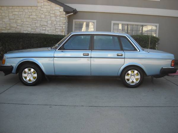 1985 Volvo 240 Excellent Condition for sale in Lewisville, TX – photo 5