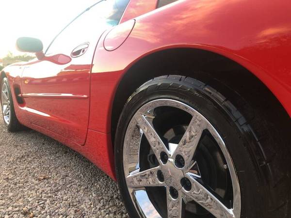 2000 CHEVY CORVETTE COUPE, CLEAN CARFAX, NEW TIRES, 41K MILES,... for sale in Vienna, WV – photo 3
