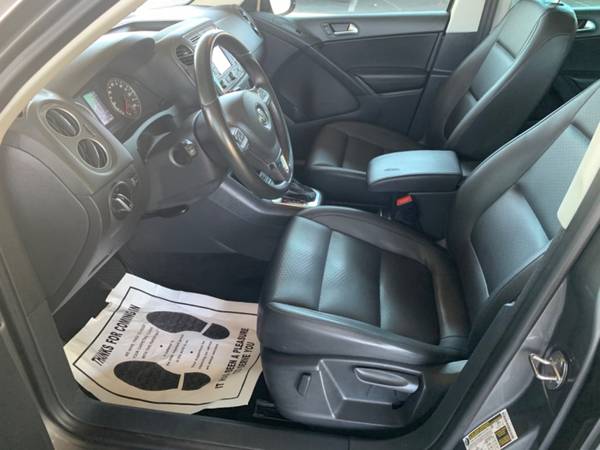 2012 Volkswagen Tiguan 2WD SE - - by dealer - vehicle for sale in Phoenix, AZ – photo 13
