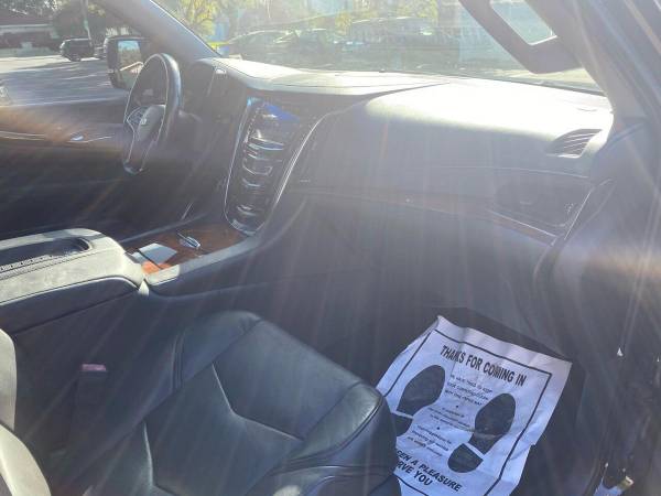 2015 Cadillac Escalade ESV Premium 4x4 4dr SUV 100% CREDIT APPROVAL!... for sale in TAMPA, FL – photo 10