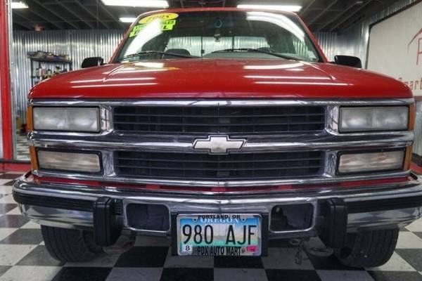 1995 Chevrolet Silverado CK 2500 Diesel 4x4 4WD Chevy Truck Long bed... for sale in Portland, OR – photo 2