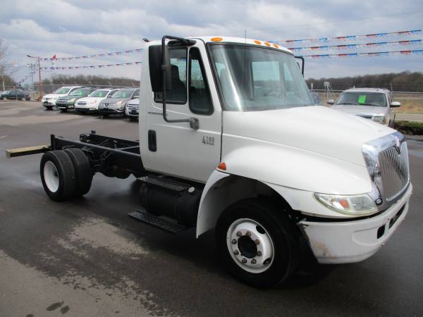 2004 international 4200 VT365 diesel head studs 107k miles - cars & for sale in Forest Lake, WI – photo 4