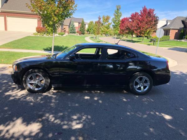 Beautiful 2008 Dodge Charger RT (muscle car) with low miles for sale in Canton, MI – photo 2