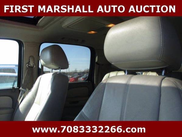 2010 Chevrolet Chevy Suburban LT - Auction Pricing for sale in Harvey, IL – photo 7