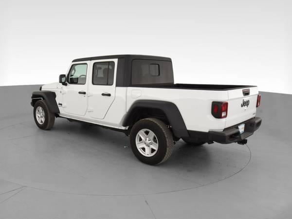 2020 Jeep Gladiator Sport Pickup 4D 5 ft pickup White - FINANCE... for sale in South El Monte, CA – photo 7