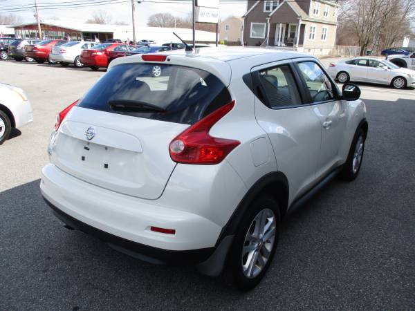 2011 NISSAN JUKE 97K MILES VERY CLEAN 30MPG! - - by for sale in Providence, RI – photo 4