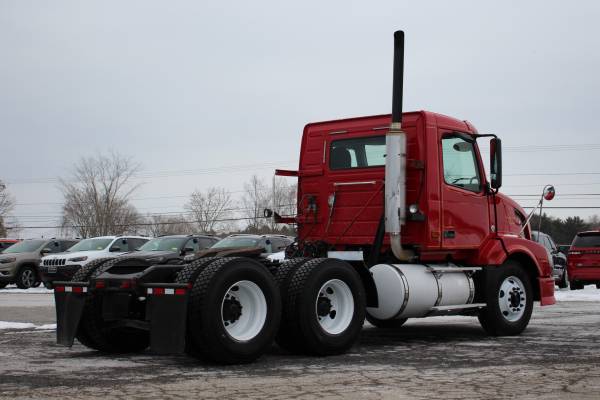 2007 VOLVO TRACTOR TRAILER - - by dealer - vehicle for sale in Middlebury, VT – photo 5