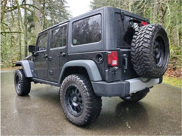2013 Jeep Wrangler Unlimited Rubicon 6-Spd Manual Lifted - cars & for sale in Bremerton, WA – photo 7