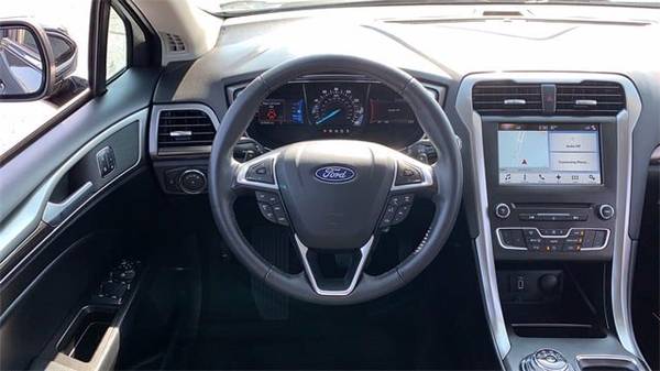 2018 Ford Fusion SE hatchback Black - cars & trucks - by dealer -... for sale in Iowa City, IA – photo 8