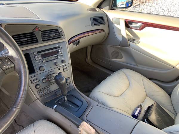 2003 Volvo S60 fully loaded runs great garage kept 107,000 miles -... for sale in Victorville , CA – photo 8