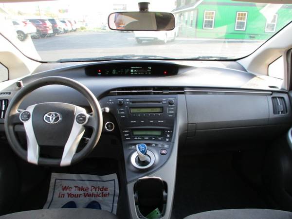 2011 Toyota Prius Hybrid - cars & trucks - by dealer - vehicle... for sale in Fort Wayne, IN – photo 10