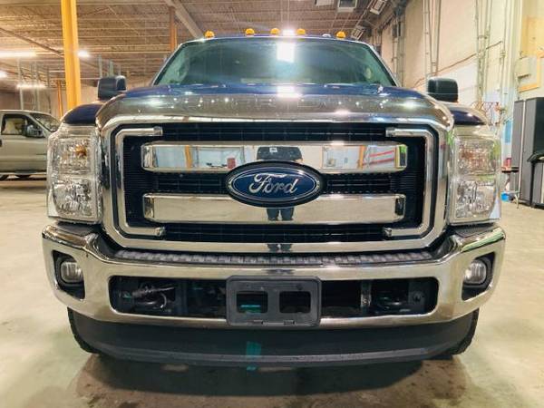 2012 Ford Super Duty F-350 SRW 4WD Crew Cab 156 XLT - cars & trucks... for sale in Cleveland, OH – photo 4
