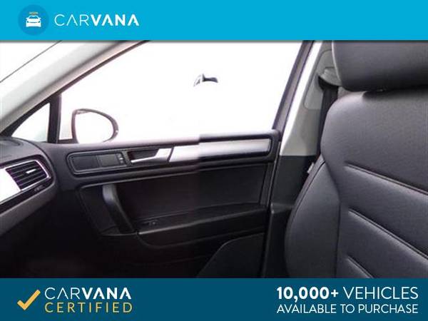 2012 VW Volkswagen Touareg VR6 Lux Sport Utility 4D suv WHITE - for sale in Inwood, NY – photo 15