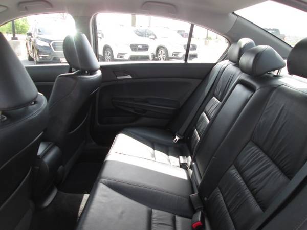 2012 Honda Accord SE sedan Silver - - by dealer for sale in Fayetteville, AR – photo 12