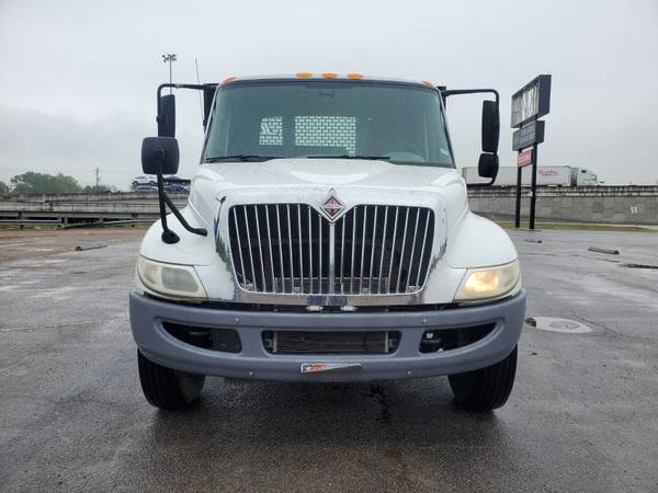 2012 INTERNATIONAL 4300 24 FLATBED - - by dealer for sale in Houston, TX – photo 9