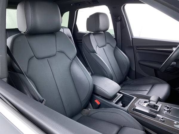 2019 Audi SQ5 Prestige Sport Utility 4D suv Gray - FINANCE ONLINE -... for sale in Houston, TX – photo 18
