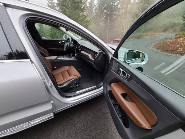 NEW 2020 Volvo XC60 T5 Inscription AWD w/800 miles - cars & trucks -... for sale in Portland, OR – photo 14