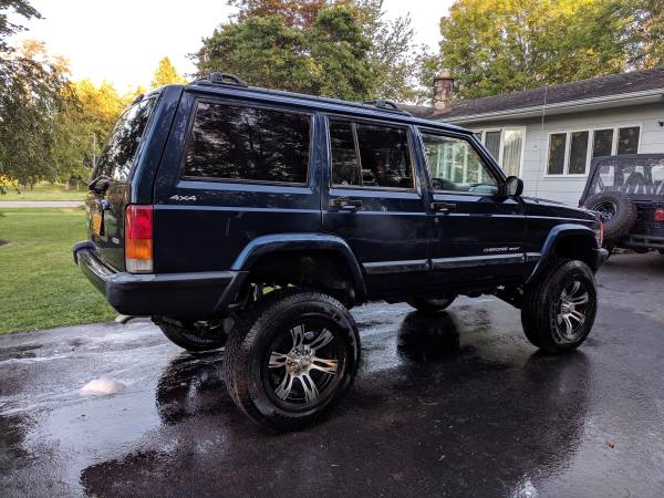 2000 Jeep Cherokee 4wd Lifted-4.0 Super Clean 105k miles for sale in WEBSTER, NY – photo 2