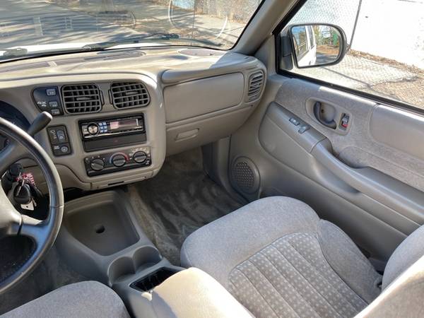 2002 Chevy Blazer LS V6 Auto 4x4 - - by dealer for sale in Bend, OR – photo 11