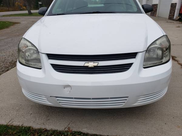 2009 Chevy Cobalt 4dr 75k Runs Great! - cars & trucks - by owner -... for sale in freeland, MI – photo 3