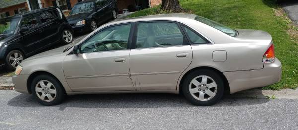 2000 Toyota Avalon w blown head gasket for sale in Roanoke, VA – photo 2