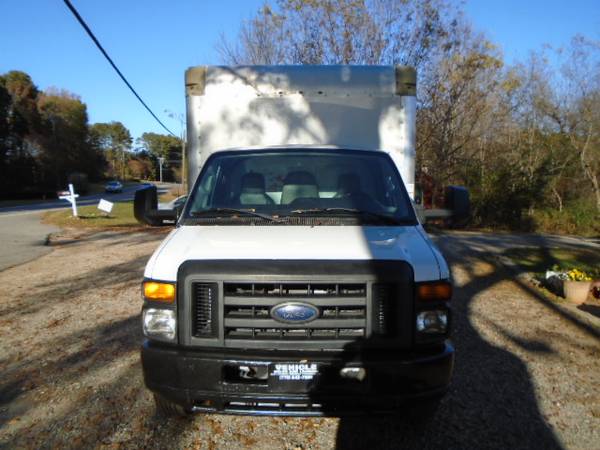 2012 Ford E350 Cube/Cutaway/Box Van - cars & trucks - by dealer -... for sale in Cumming, GA 30040, GA – photo 4