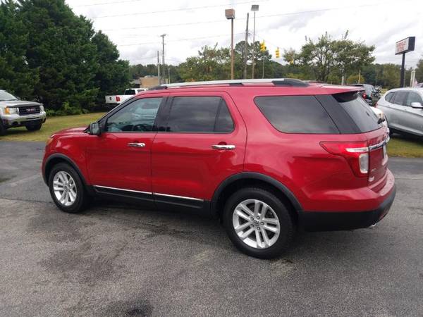 2011 Ford Explorer XLT FWD for sale in Farmville, NC – photo 2