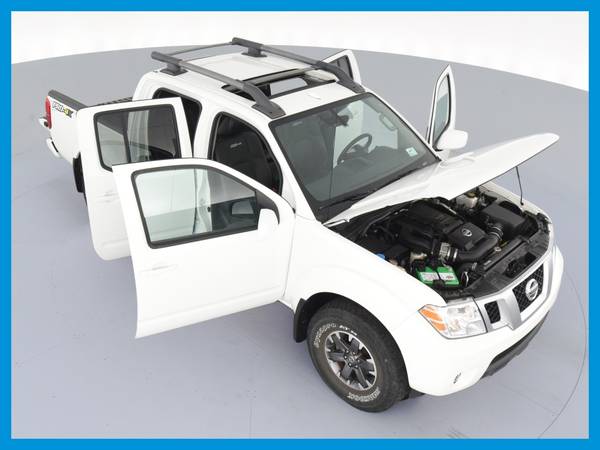 2016 Nissan Frontier Crew Cab PRO-4X Pickup 4D 5 ft pickup White for sale in Muncie, IN – photo 21