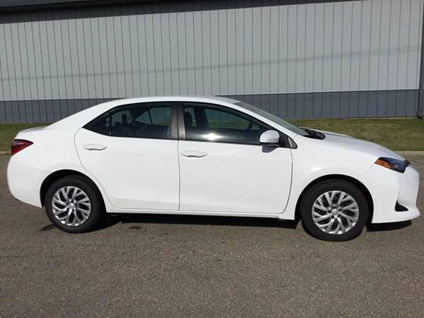 2019 Toyota Corolla LE hatchback White - - by dealer for sale in Marshalltown , IA – photo 6