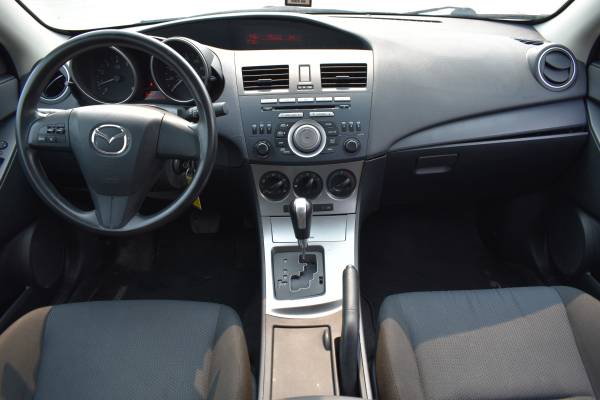 2011 Mazda 3 Mazda3 I-Sport ***CLEAN NEBRASKA TITLE W/82K MILES... for sale in Omaha, IA – photo 13
